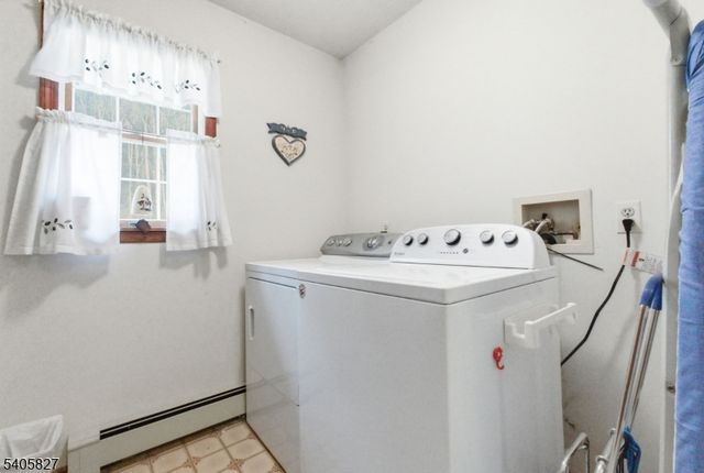 33 Edgemere Ter, Washington Twp., NJ 07882