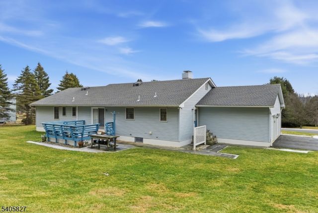 33 Edgemere Ter, Washington Twp., NJ 07882