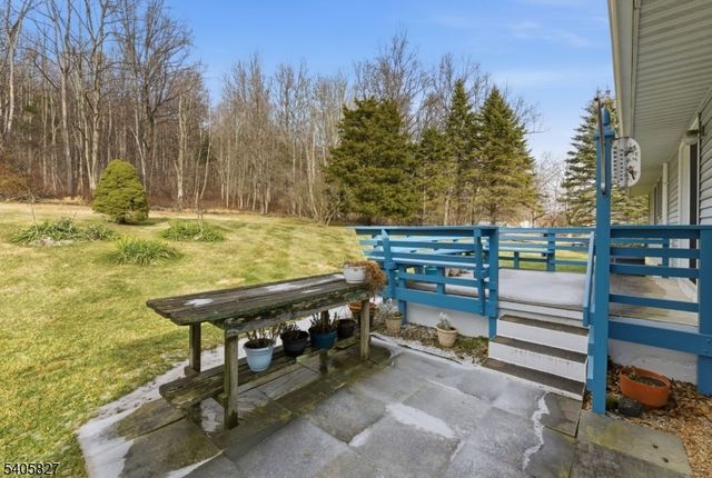 33 Edgemere Ter, Washington Twp., NJ 07882