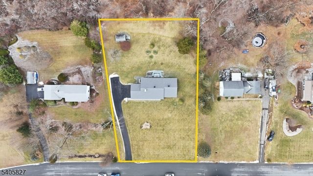 33 Edgemere Ter, Washington Twp., NJ 07882