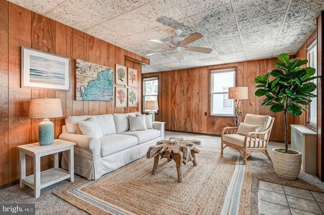 1823 DUNDALK AVE, Baltimore, MD 21222