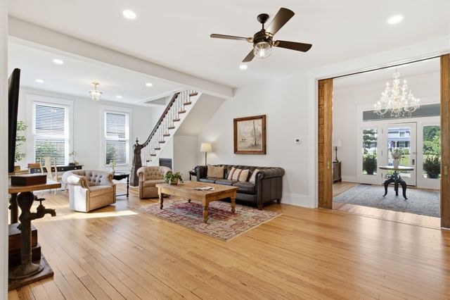 334 3rd Ave S, S, Franklin, TN 37064