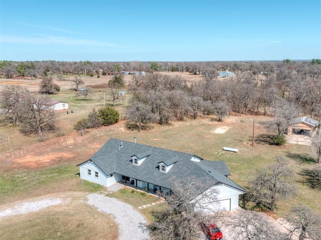 10828 Eastway Street, Mcloud, OK 74851