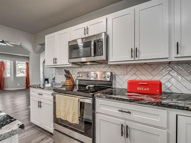 10828 Eastway Street, Mcloud, OK 74851