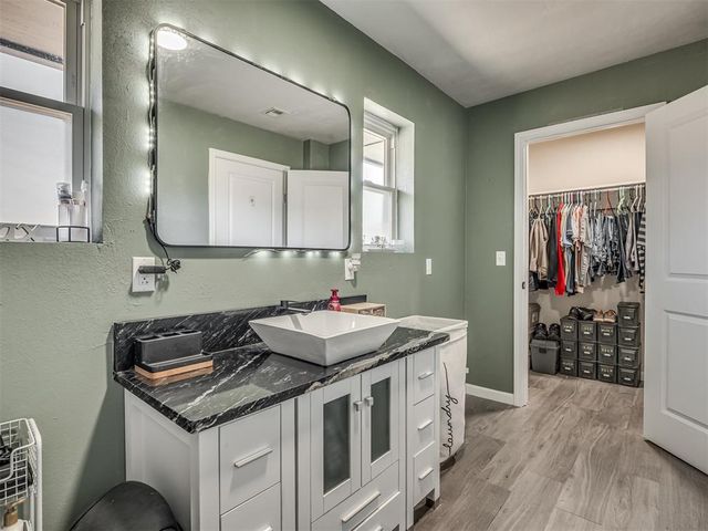 10828 Eastway Street, Mcloud, OK 74851