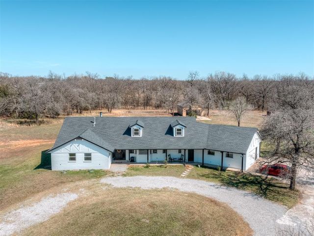 10828 Eastway Street, Mcloud, OK 74851