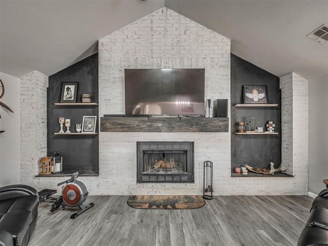 10828 Eastway Street, Mcloud, OK 74851