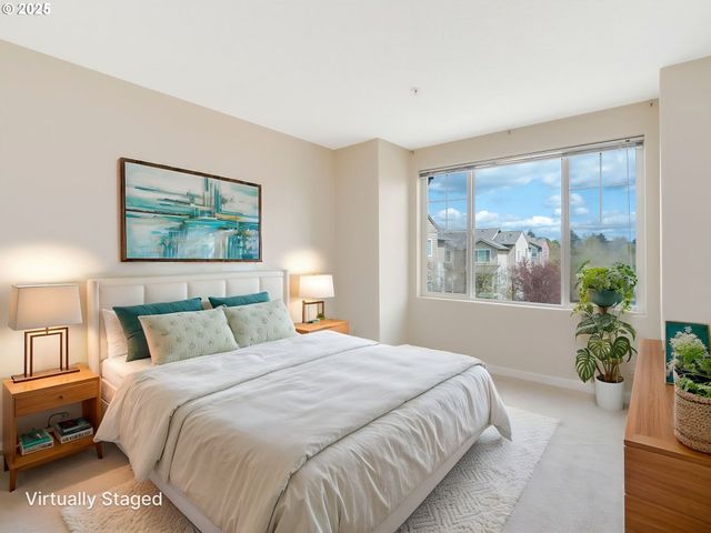 324 Ne EDGEWAY Dr, Hillsboro, OR 97006