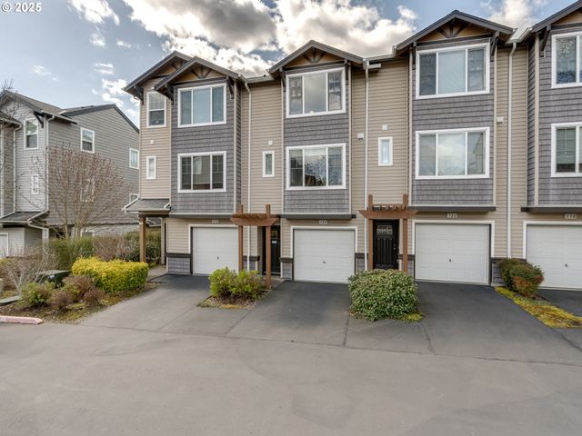 324 Ne EDGEWAY Dr, Hillsboro, OR 97006