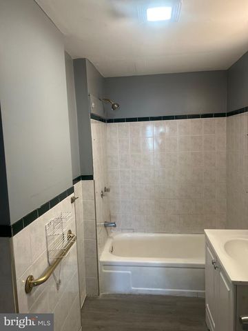 2106 S SHIELDS ST, Philadelphia, PA 19142