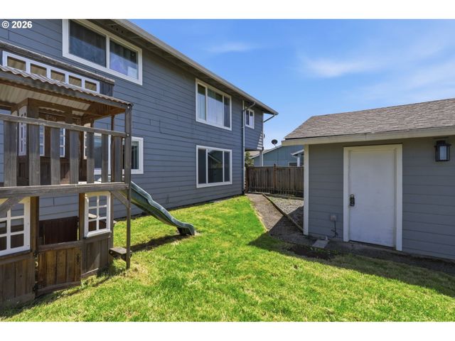 1510 N DEBORAH Rd, Newberg, OR 97132