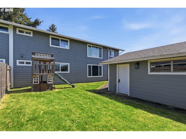 1510 N DEBORAH Rd, Newberg, OR 97132