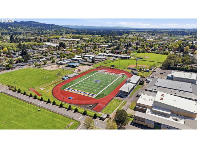 1510 N DEBORAH Rd, Newberg, OR 97132