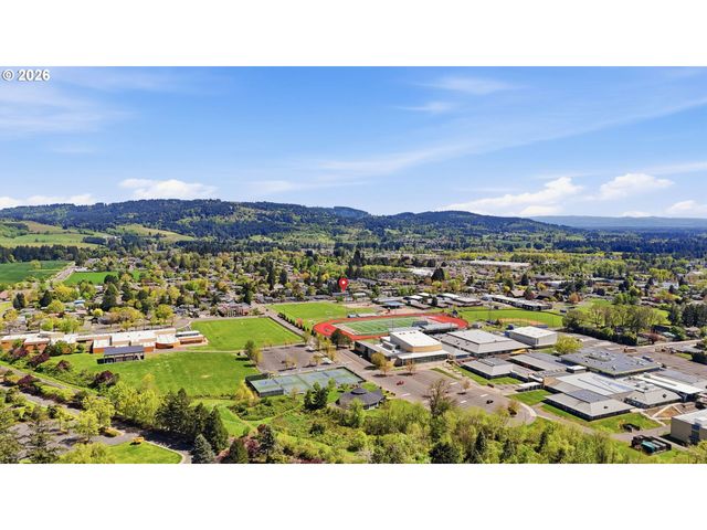 1510 N DEBORAH Rd, Newberg, OR 97132