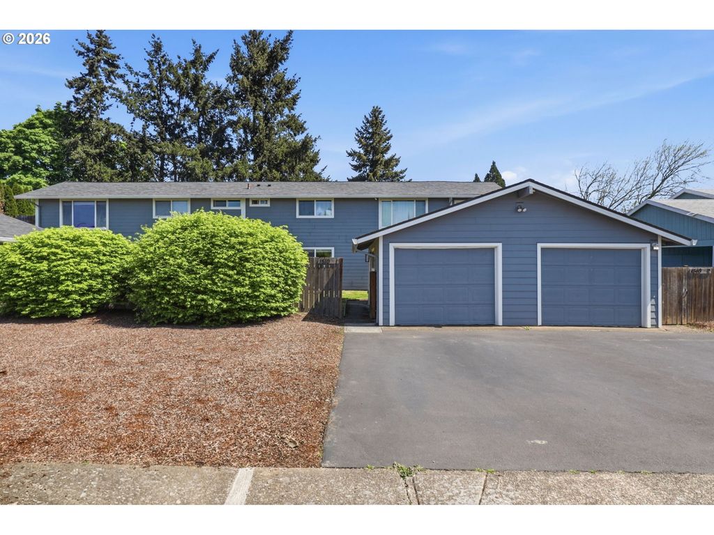 1510 N DEBORAH Rd, Newberg, OR 97132