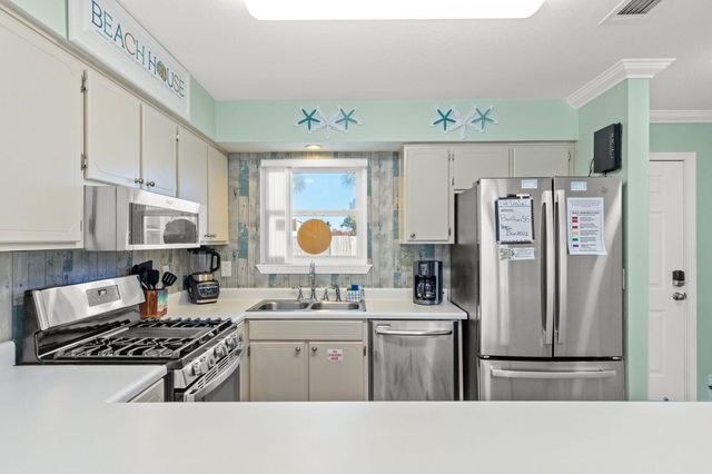 157 Kimberly Drive, Panama City Beach, FL 32407