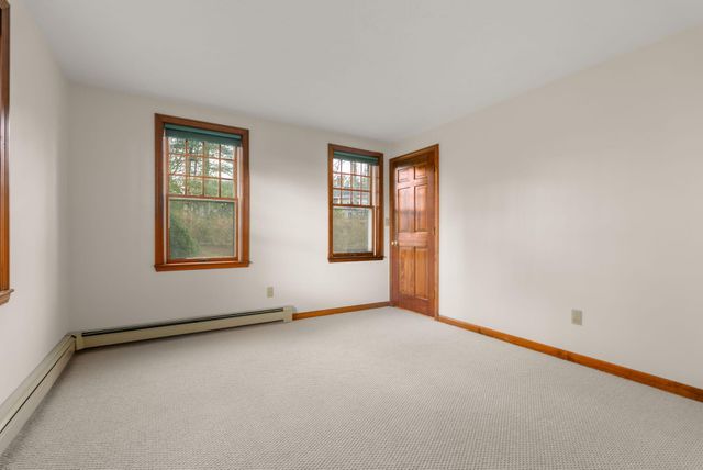 14 Quamhassett Road, Buzzards Bay, MA 02532