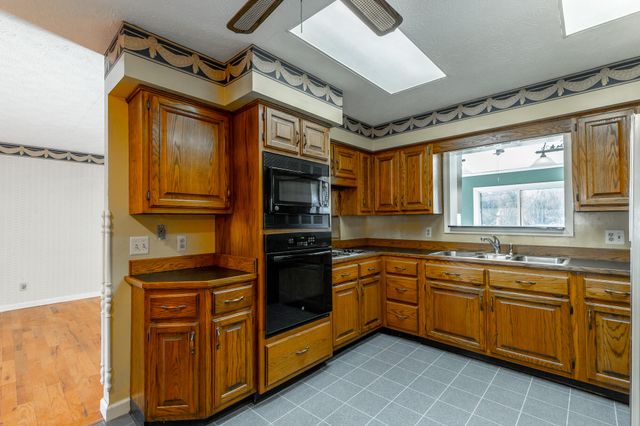 521 Countryside Drive, Evensville, TN 37332