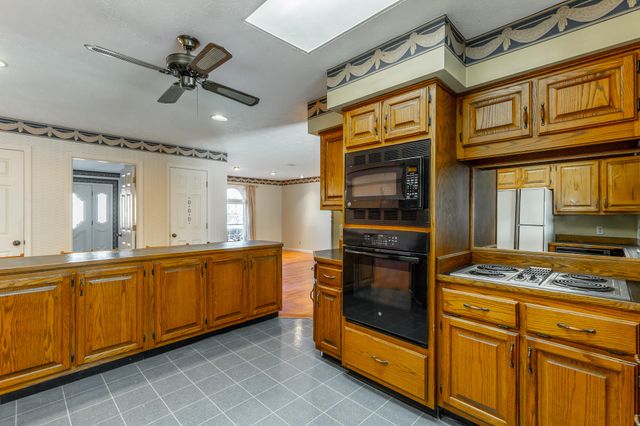 521 Countryside Drive, Evensville, TN 37332