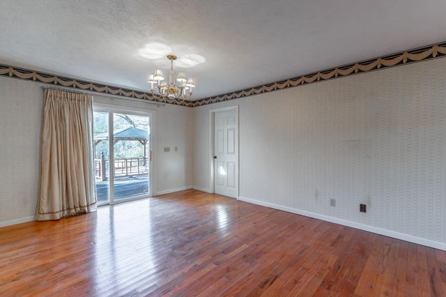 521 Countryside Drive, Evensville, TN 37332