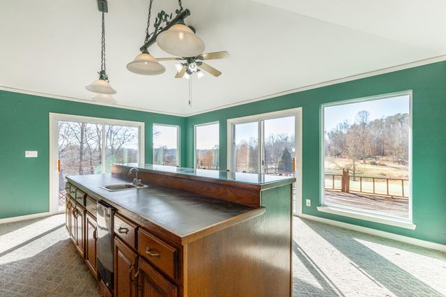 521 Countryside Drive, Evensville, TN 37332