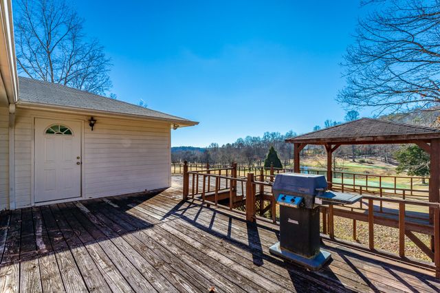 521 Countryside Drive, Evensville, TN 37332