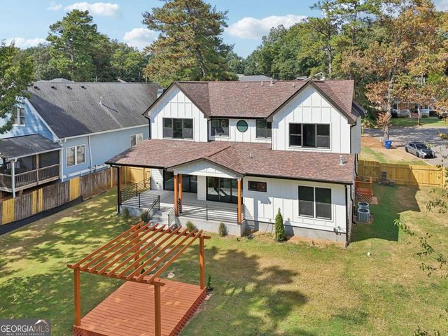 2877 Alexa Avenue SE, Atlanta, GA 30317