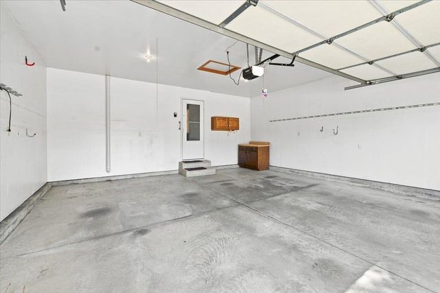 500 Wesson Avenue, Hudson, IA 50643