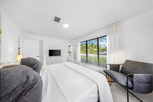 2925 NE 1st Avenue, Wilton Manors, FL 33334