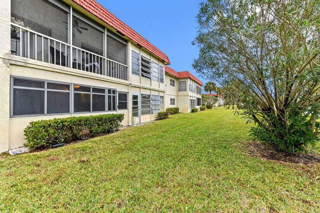 6 Abbey Lane 104, Delray Beach, FL 33446