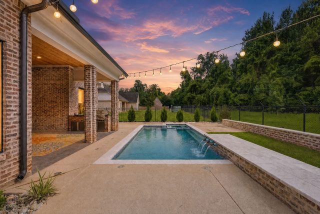 343 Crossfield Court, Shreveport, LA 71106