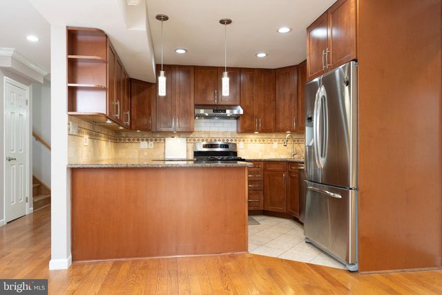 14 HOPATCONG DR, Lawrence Twp, NJ 08648