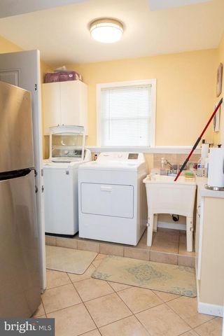14 HOPATCONG DR, Lawrence Twp, NJ 08648