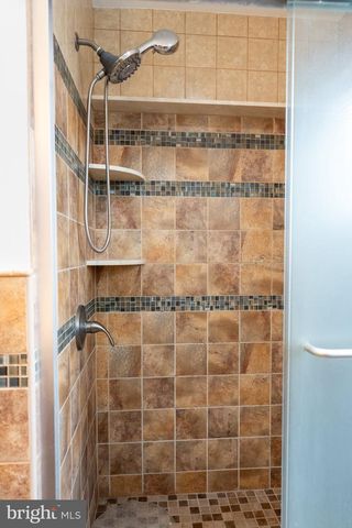 14 HOPATCONG DR, Lawrence Twp, NJ 08648