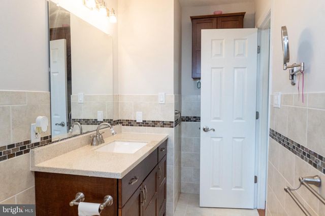 14 HOPATCONG DR, Lawrence Twp, NJ 08648