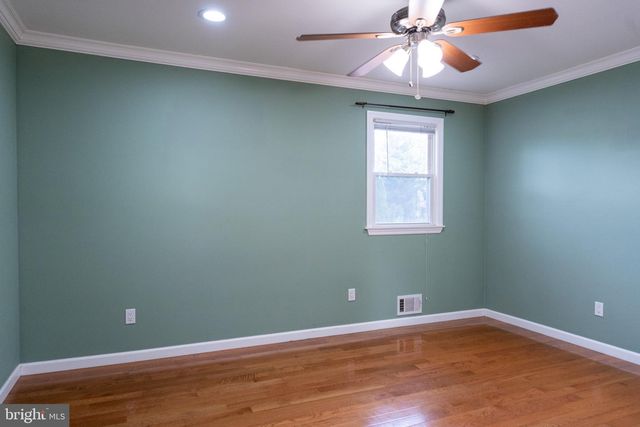 14 HOPATCONG DR, Lawrence Twp, NJ 08648