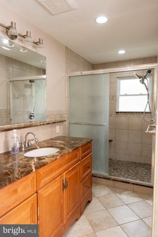 14 HOPATCONG DR, Lawrence Twp, NJ 08648