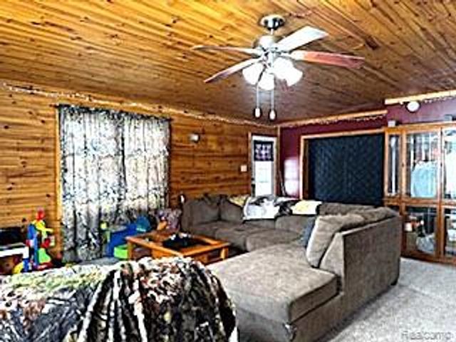 283 E Millington Road, Mayville, MI 48744