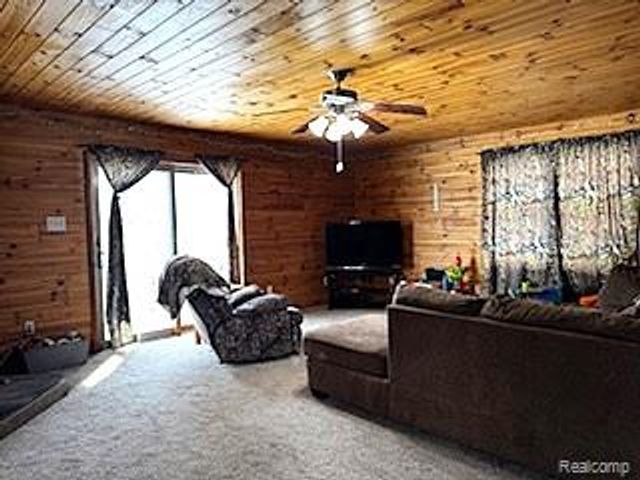 283 E Millington Road, Mayville, MI 48744