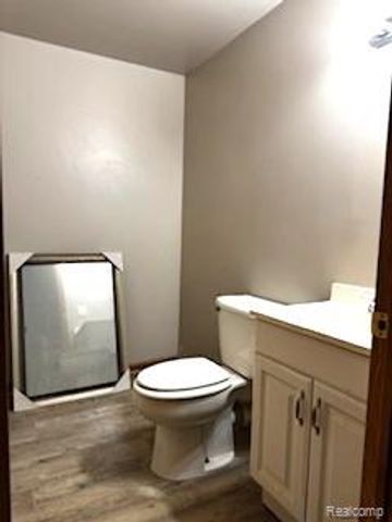 283 E Millington Road, Mayville, MI 48744