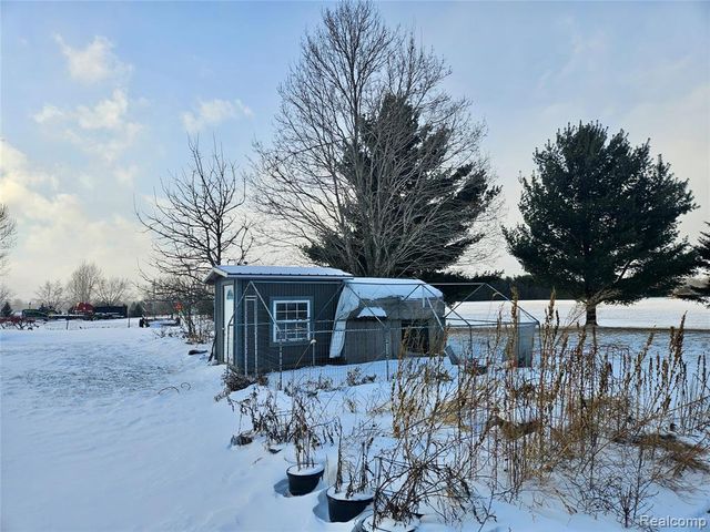 283 E Millington Road, Mayville, MI 48744