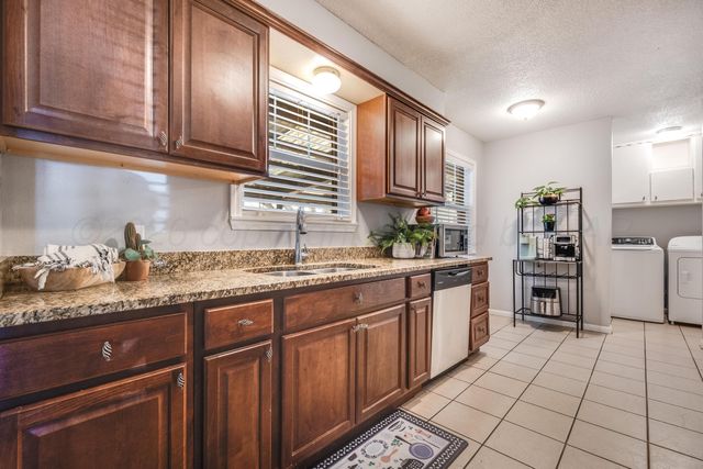 1204 NE 4TH Street, Dumas, TX 79029