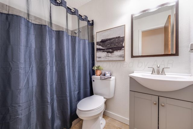 1204 NE 4TH Street, Dumas, TX 79029