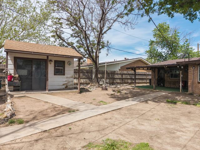 1204 NE 4TH Street, Dumas, TX 79029