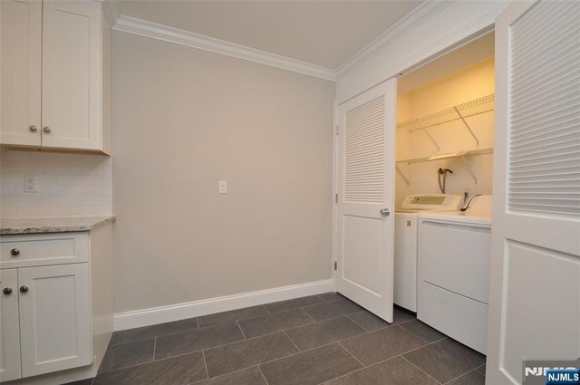 38 Holiday Court T038, River Vale, NJ 07675