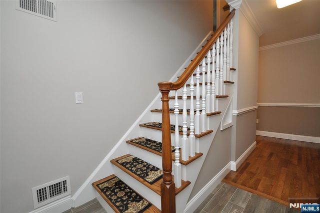 38 Holiday Court T038, River Vale, NJ 07675