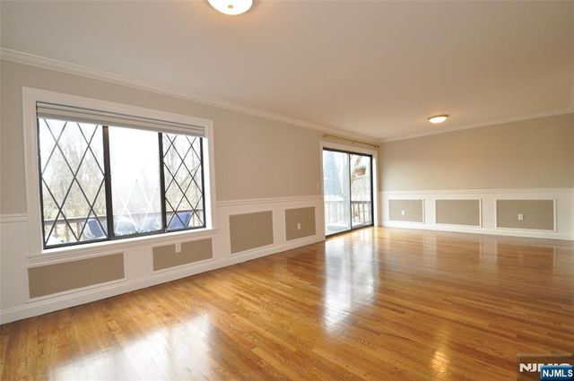 38 Holiday Court T038, River Vale, NJ 07675