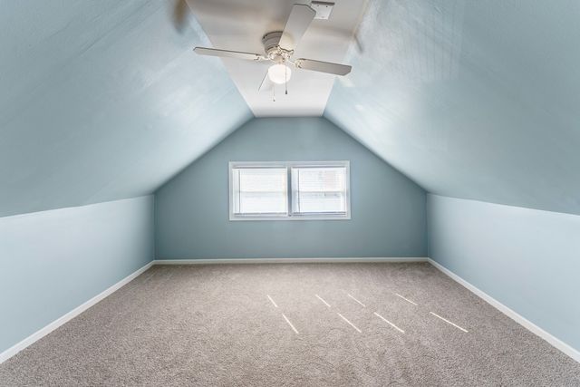 5852 W 81st Place, Burbank, IL 60459