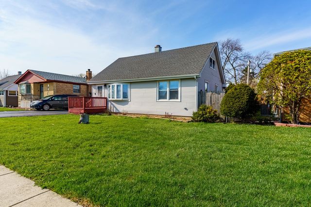 5852 W 81st Place, Burbank, IL 60459