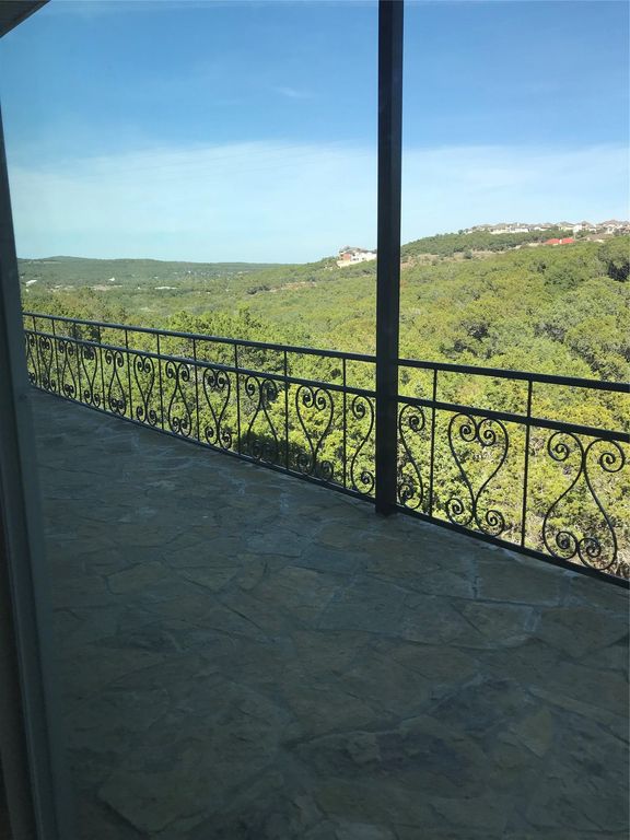 19600 Bee Creek Tavern RD B, Spicewood, TX 78669